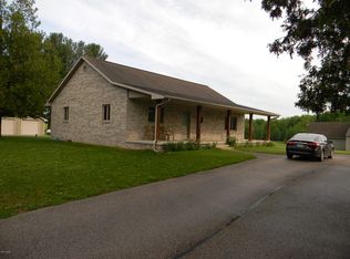 2278 E Manales Rd, Fountain, MI 49410