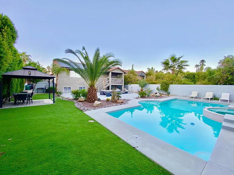 68905 Lozano Ct — Photo 26