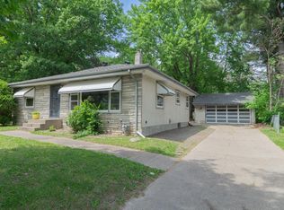 1751 Larpenteur Ave E, Maplewood, MN 55109