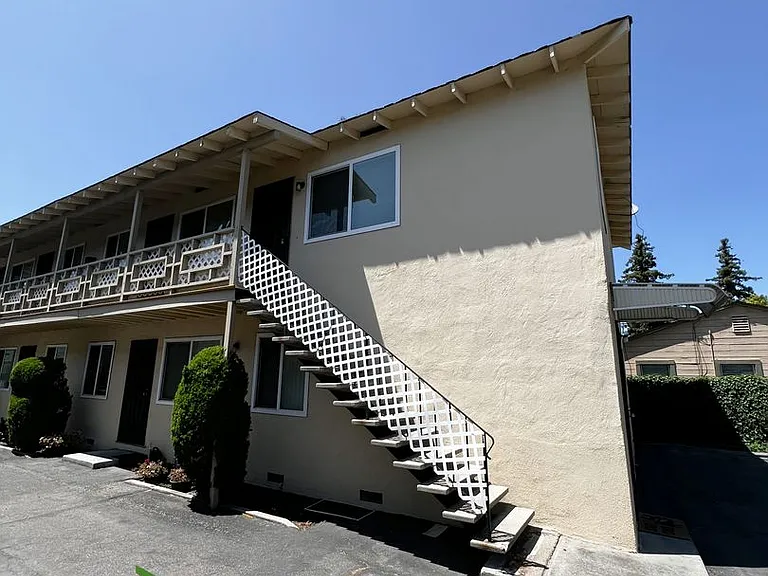 164 Topeka Ave #7 — Photo 1