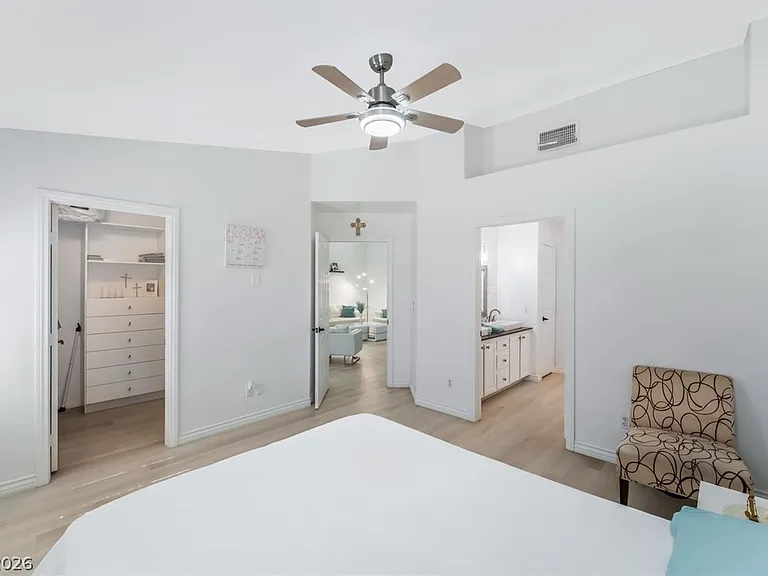 3404 Wexford Ln #101 — Photo 13