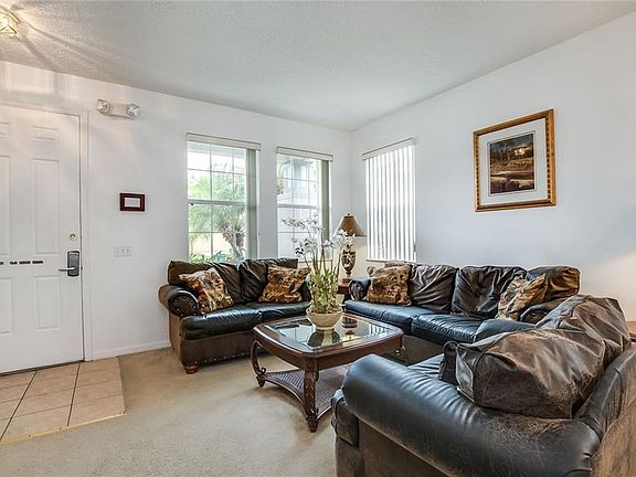 5th image of 1015 Berkeley Dr