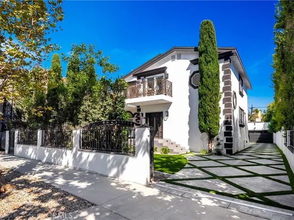 652 N Cahuenga Blvd, Los Angeles, CA 90004