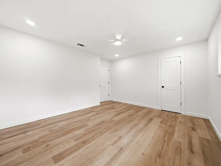 616 E Moonlight Dr — Photo 23