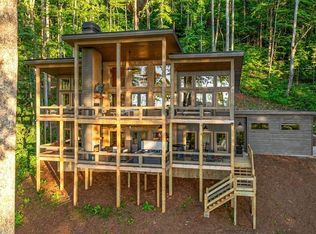 55 Grand Vista Dr, Blue Ridge, GA 30513