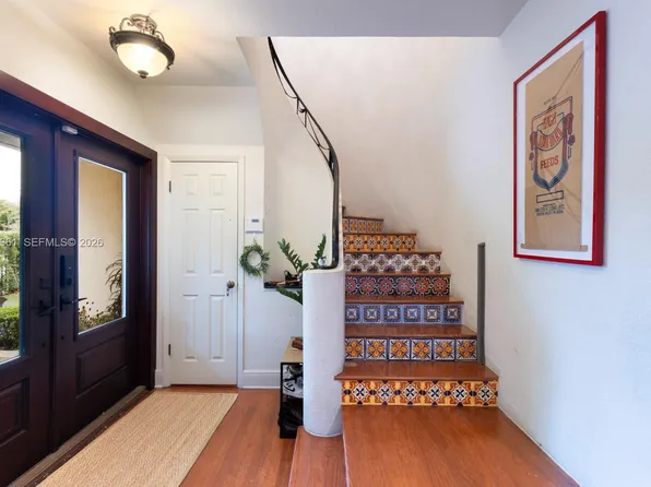 360 SW 28th Rd, Miami, FL 33129