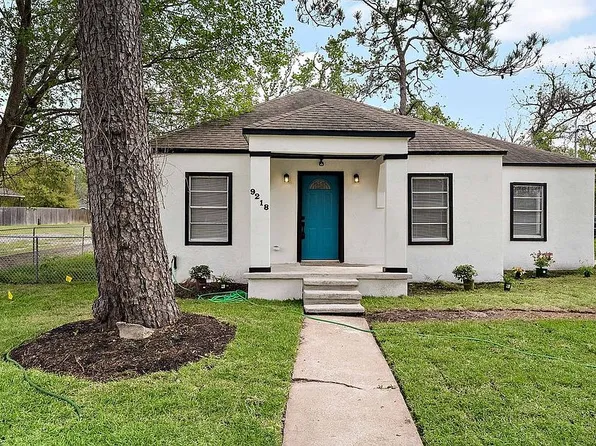 9218 Compton St, Houston, TX 77016