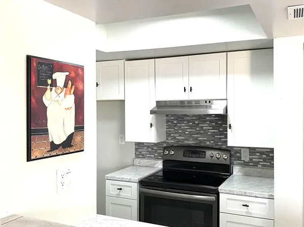 3408 20th St, Highland, CA 92346