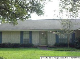 26049 Vincent Dr, Denham Springs, LA 70726