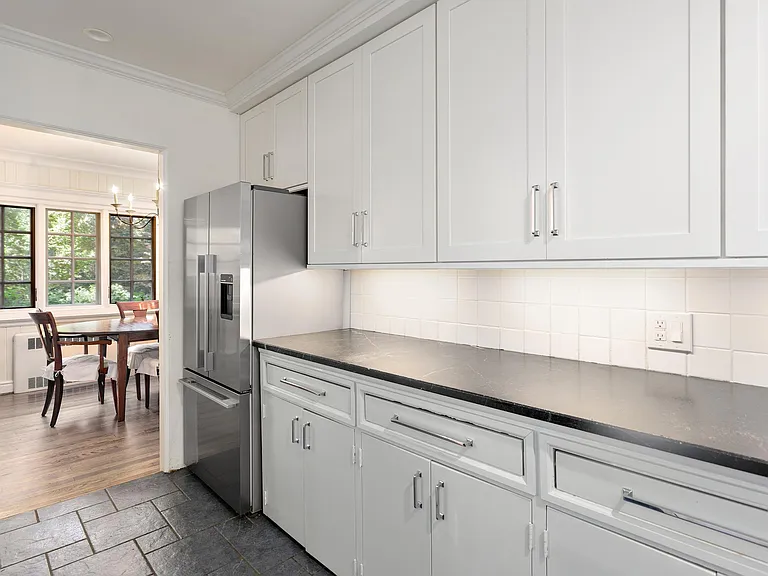 321 Vanderbilt Rd — Photo 8