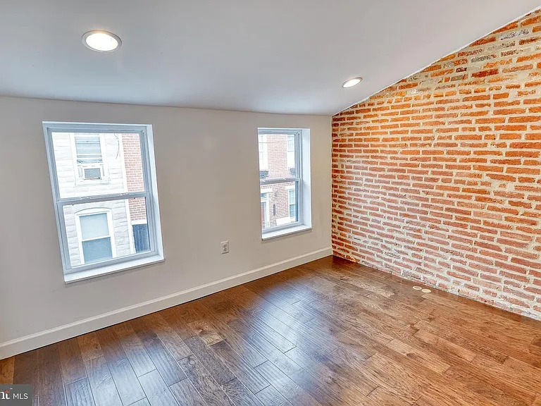 2021 Portugal St — Photo 11