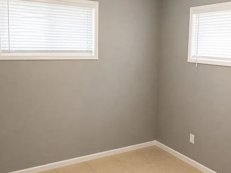 930 Alcazar Way S — Photo 5