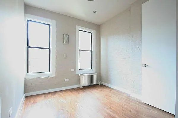 Rented by Aventana | media 21