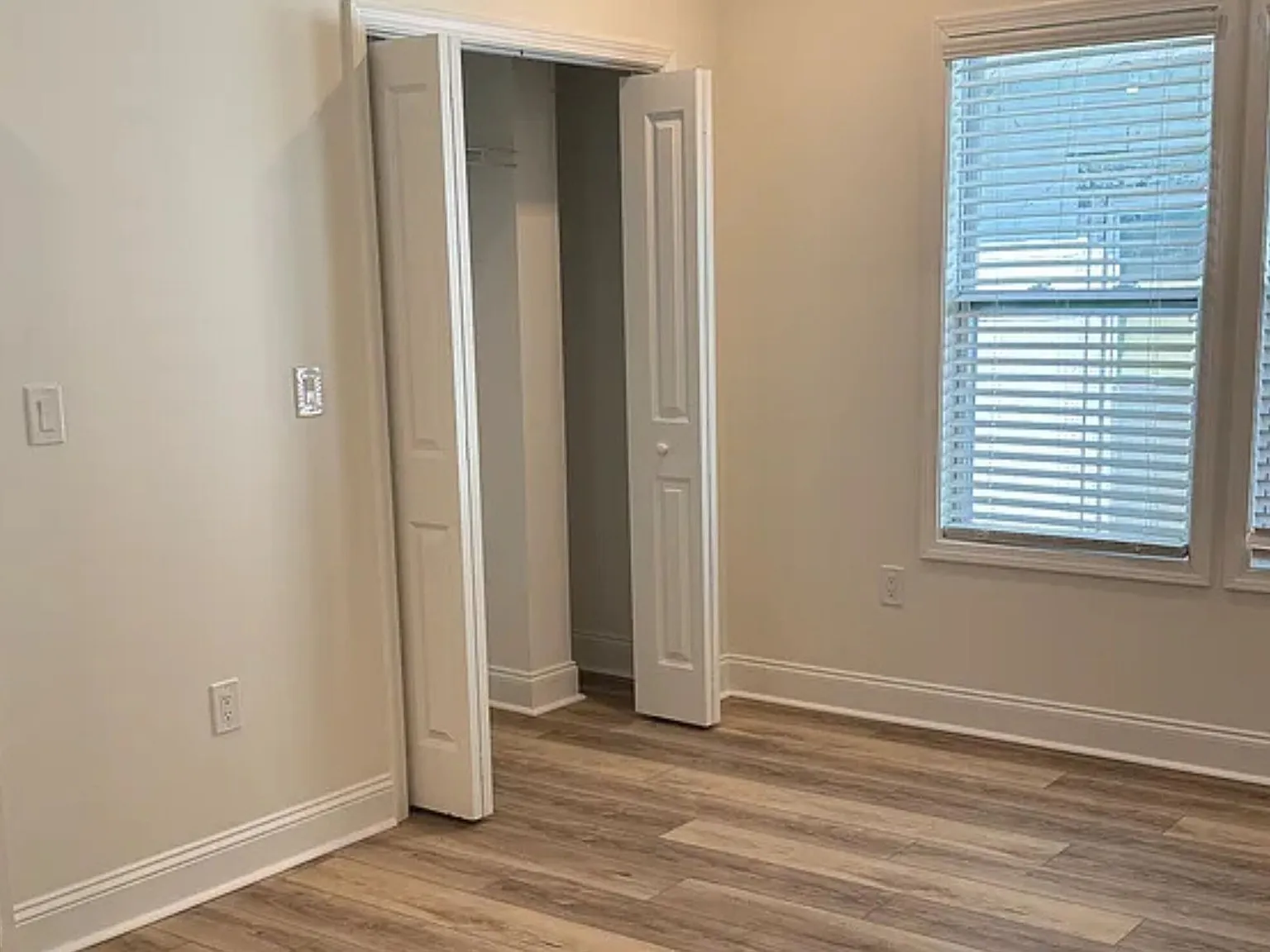 1 bed, 1.0 bath, 722 sqft, $1,350 — Photo 3