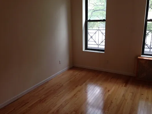 Rented by Kings Court Real Estate | media 20