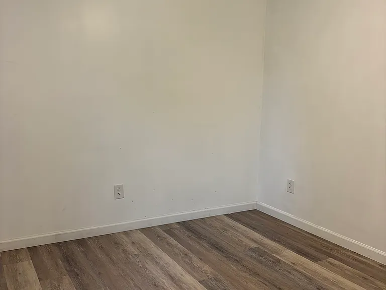 254 Back St #2 — Photo 9