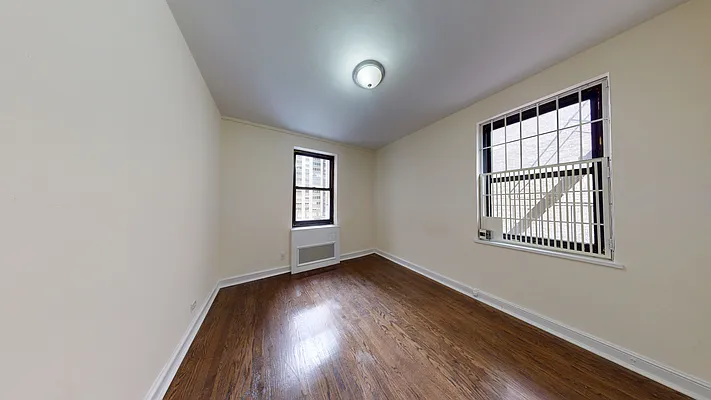 Rented by Bond New York | media 10