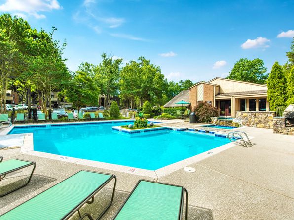 2205 New Garden Rd #3505