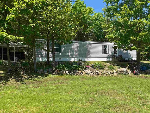 3rd image of 420 Hull Rd