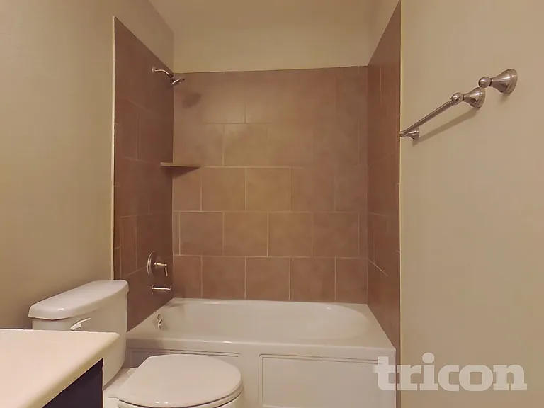 9129 Holliday Ln — Photo 15