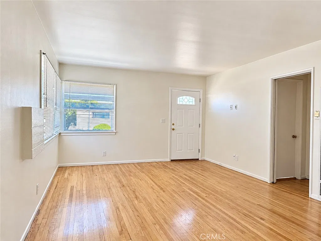 1 bed, 600 sqft, $1,595 — Photo 2