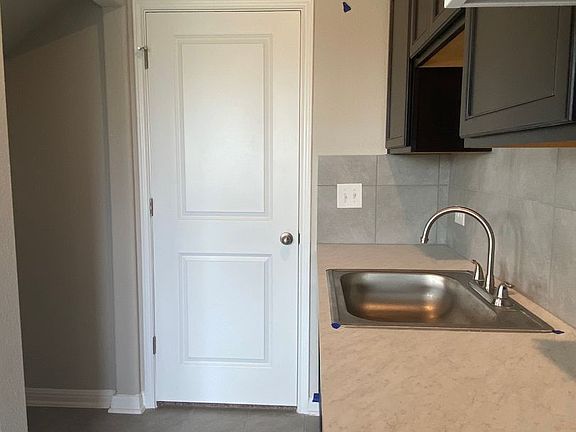 3rd image of 592 Ferrule Dr #B