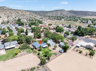 8191 N Sapphire Dr, Saint George, UT 84770