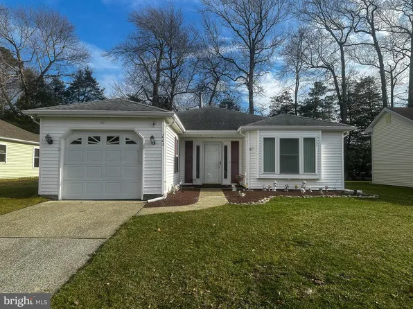 223 Lantern Pl, Little Egg Harbor, NJ 08087