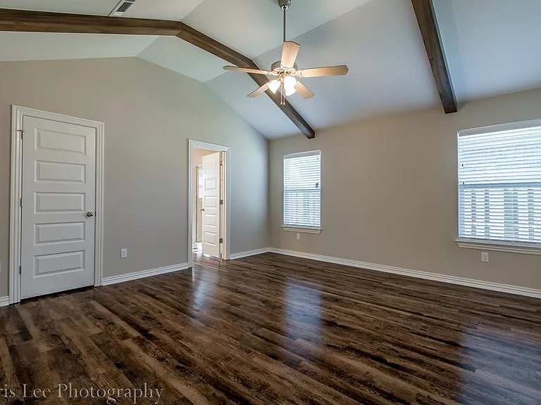 1635 S Borden St — Photo 9