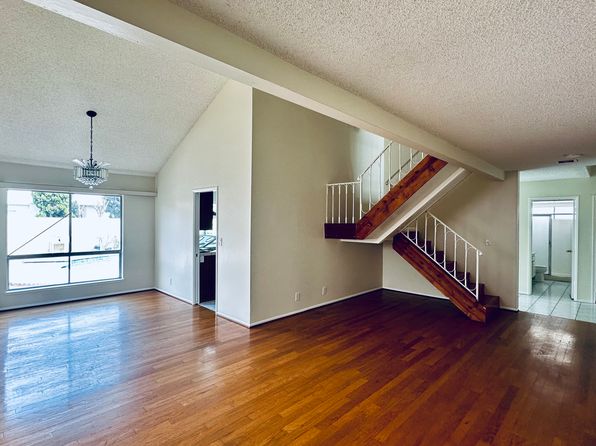 7922 Camden Cir