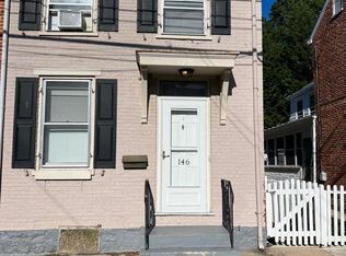 146 S West St APT 1, Carlisle, PA 17013