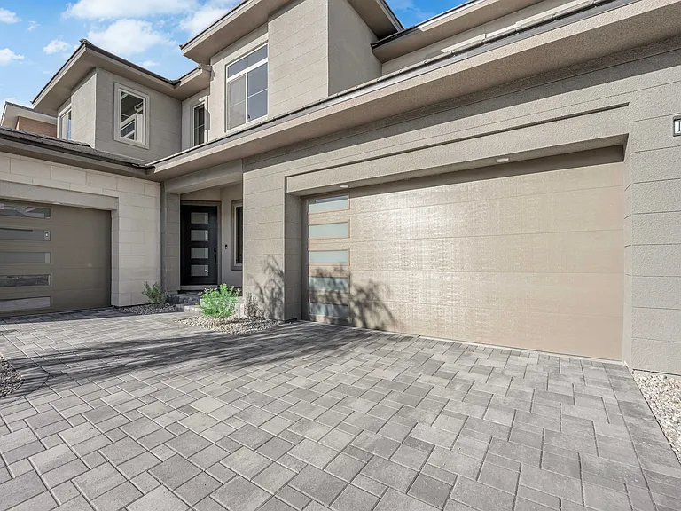 10648 Stone Ledge Ave — Photo 3