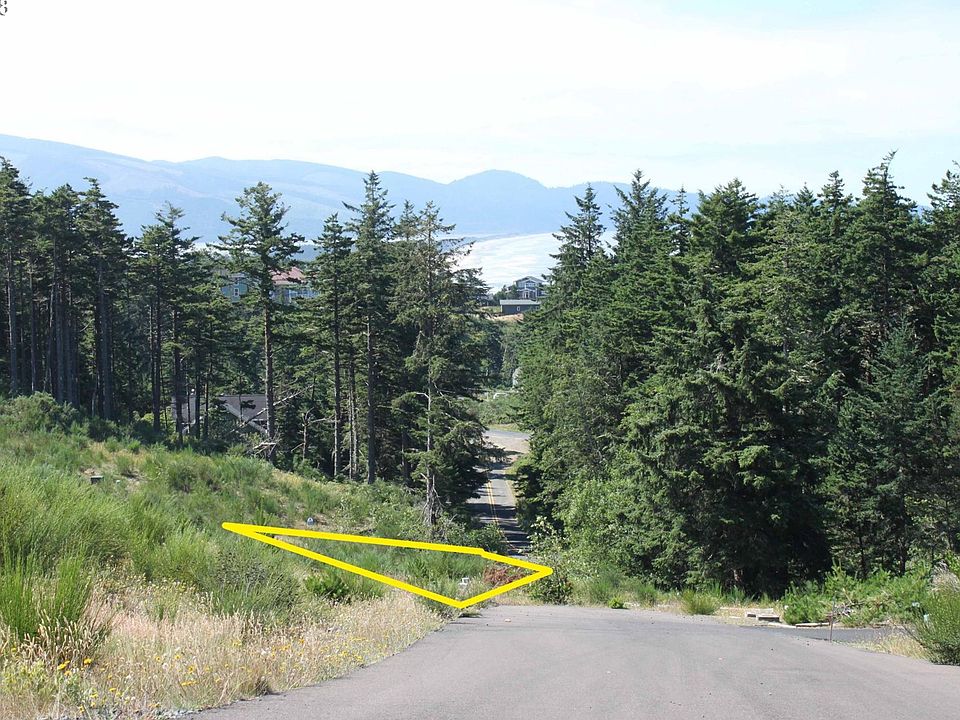 1st image of Hillsdale St #221