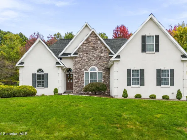 1 Wharton Clos, Moosic, PA 18507