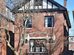 6151 McPherson Ave, Saint Louis, MO 63112