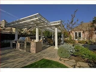 5th image of 5601 Country Club Pkwy