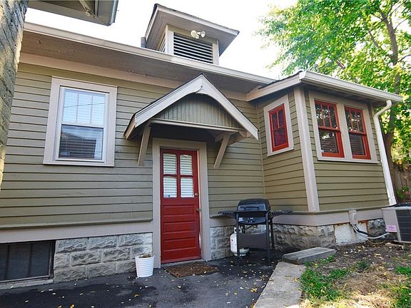 5th image of 1108 N Reid Pl