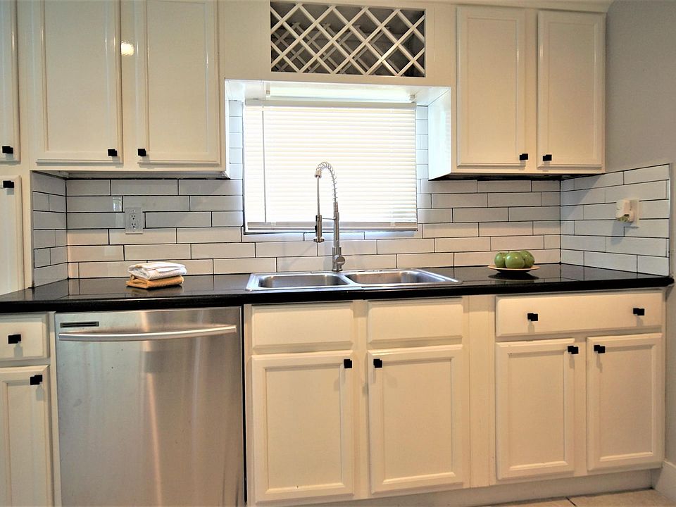 1st image of 3848 Oriely Dr W