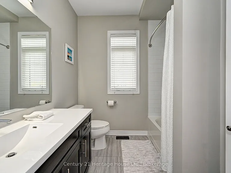219 Falconridge Dr — Photo 31