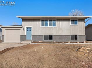 1333 Prado Dr, Fountain, CO 80817