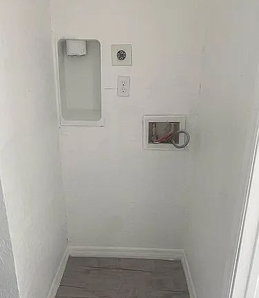 2nd image of 1212 Nobles Ter APT A