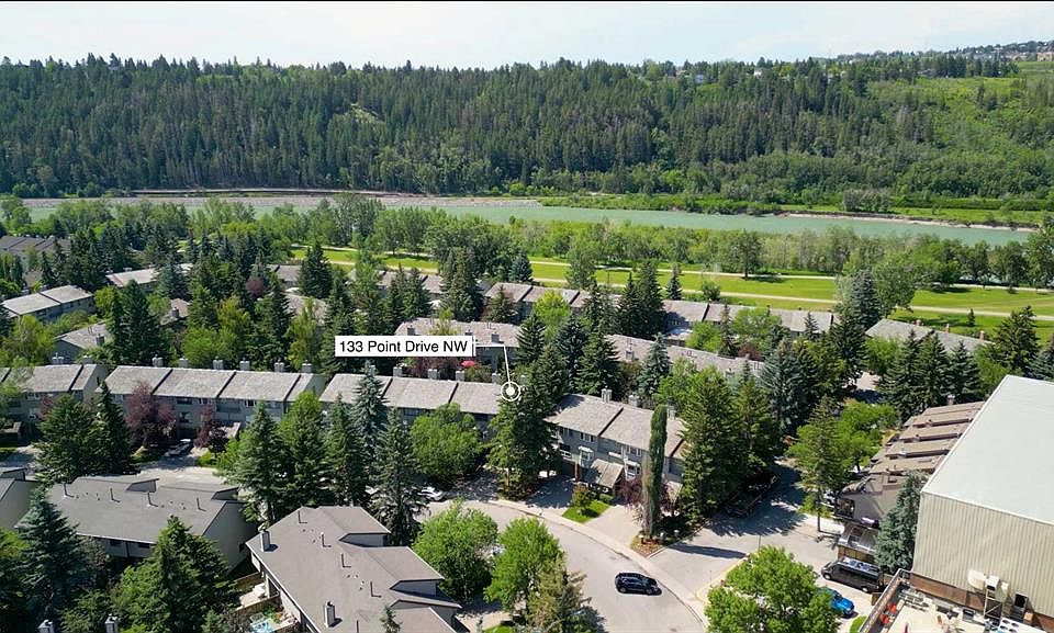 1st image of 133 NE Point Dr NW