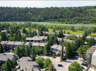 133 NE Point Dr NW, Calgary, AB T3B5C8
