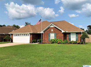 1712 Lake Pointe Dr SW, Decatur, AL 35603