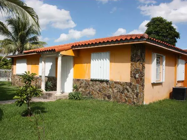 701 SE 9th Ave, Hialeah, FL 33010