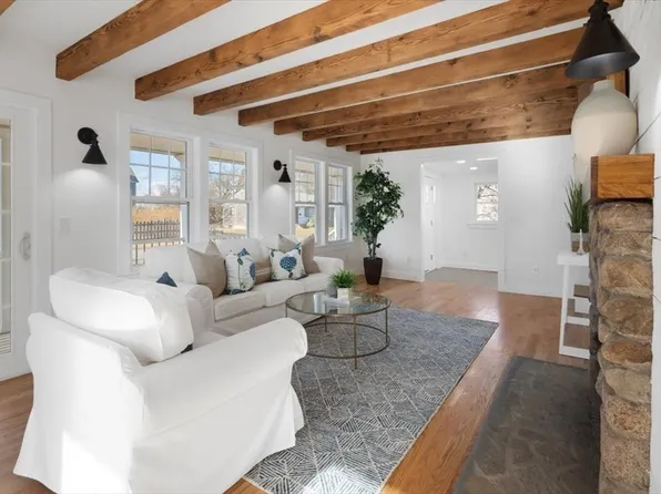 4 Carver Ave, Scituate, MA 02066