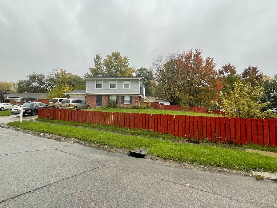 2nd image of 8733 E 16th Pl