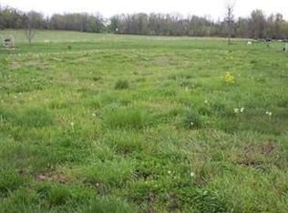 1103 SW 13th St, Oak Grove, MO 64075