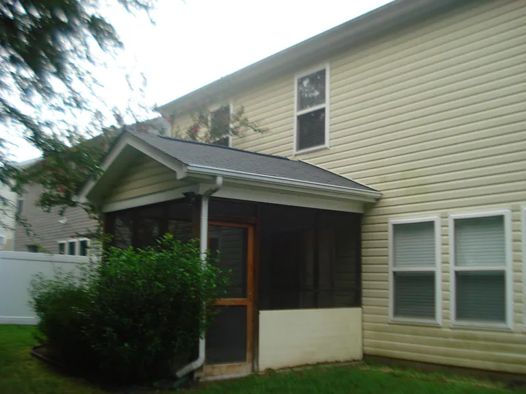 2828 Roundleaf Ct — Photo 2