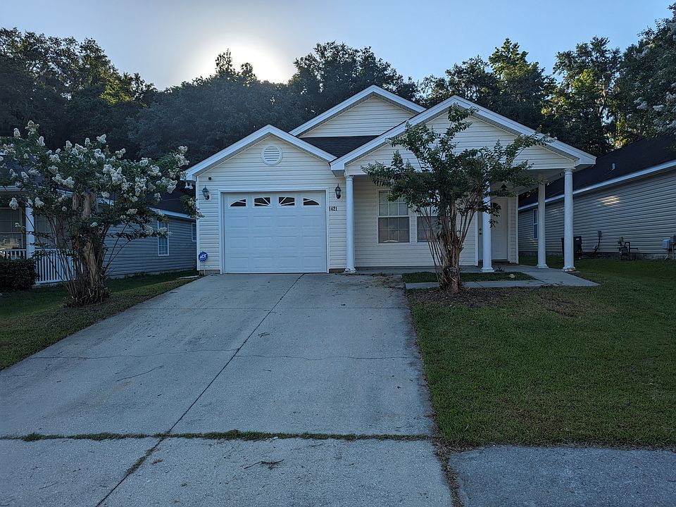 1st image of 1421 Crescent Hills Dr
